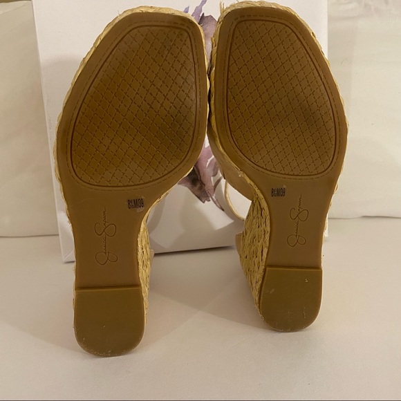 Jessica Simpson Suede Platform Sandal. Womens 8.5M. Color Sand Dune. Raffia heel - Picture 4 of 6